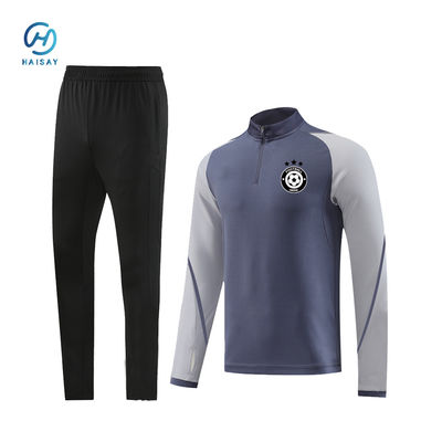 Polyester-Fußballtrikots mit verstärkten Nähten und lebendigen Mannschaftsfarben Kindergröße