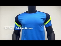 Breathable schnelles trockenes Polyester-Training 100% kundenspezifische Turnhallen-Abnutzungs-Fußball-Uniform-Kanadas der hohen Qualität Uni